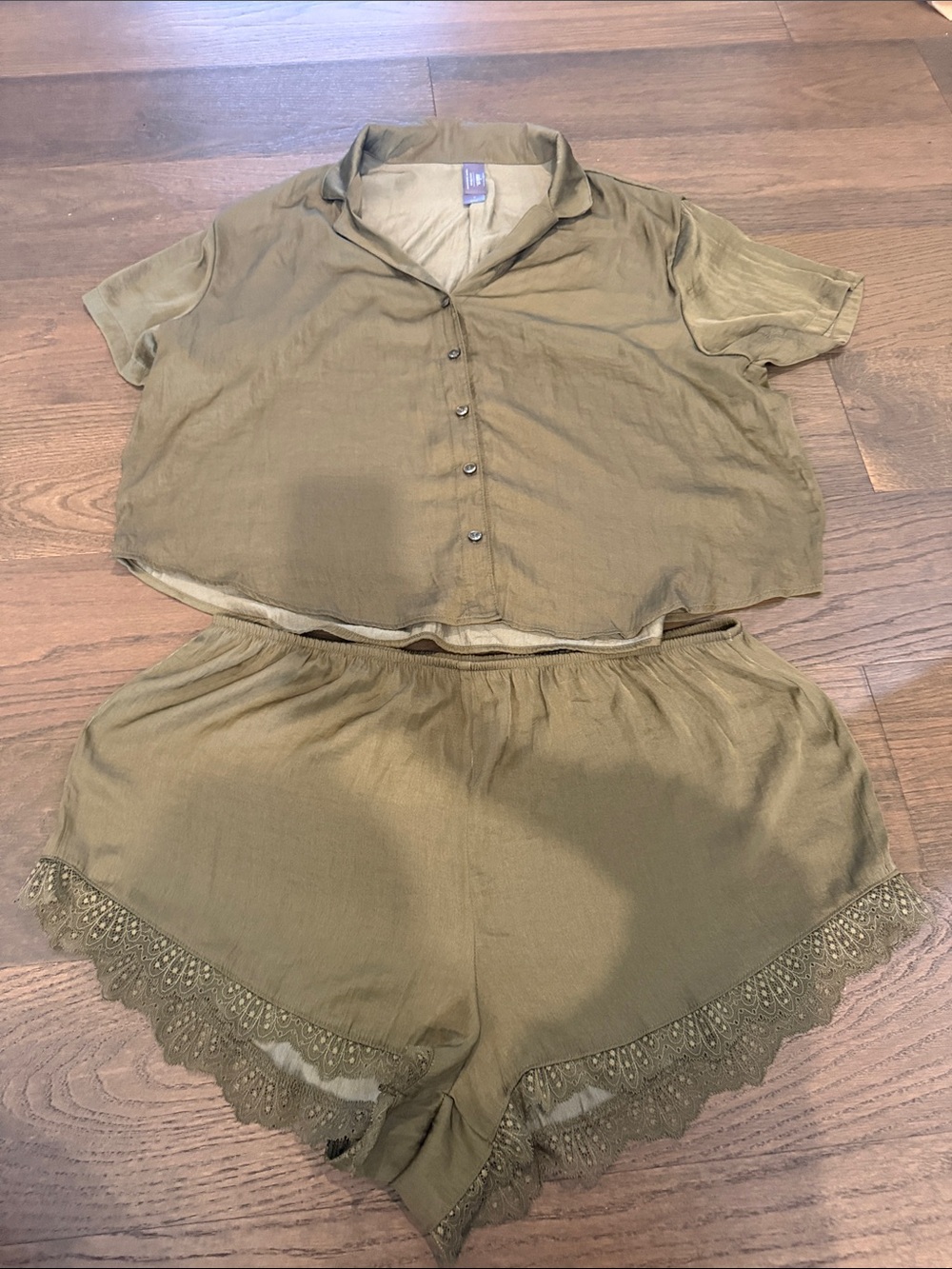 Auden Olive Short-Sleeve Button Pajama Set Size XL
